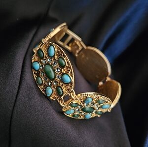 Metropolitan Museum of Art Vintage Style Bracelet